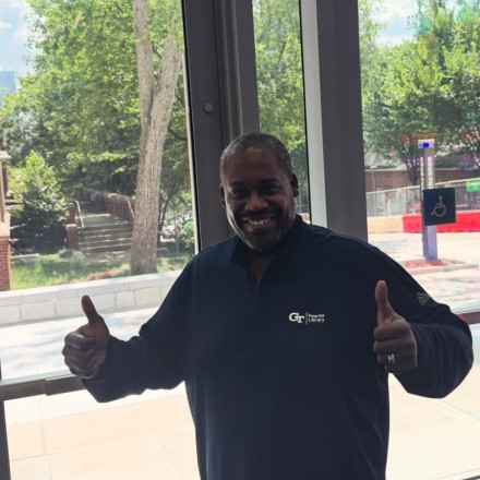 robert-at-bobby-dodd.jpeg
